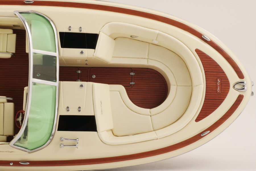 Schaal model Launch 34